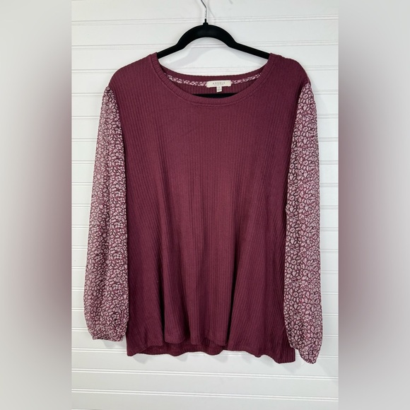 Angels maroon and floral sweater. Size 1X - Picture 1 of 5